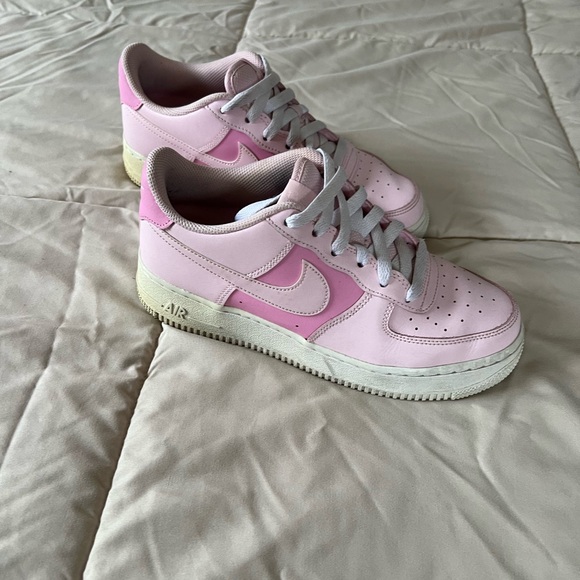 Nike pink Air Force Ones, size 6 - Picture 3 of 6